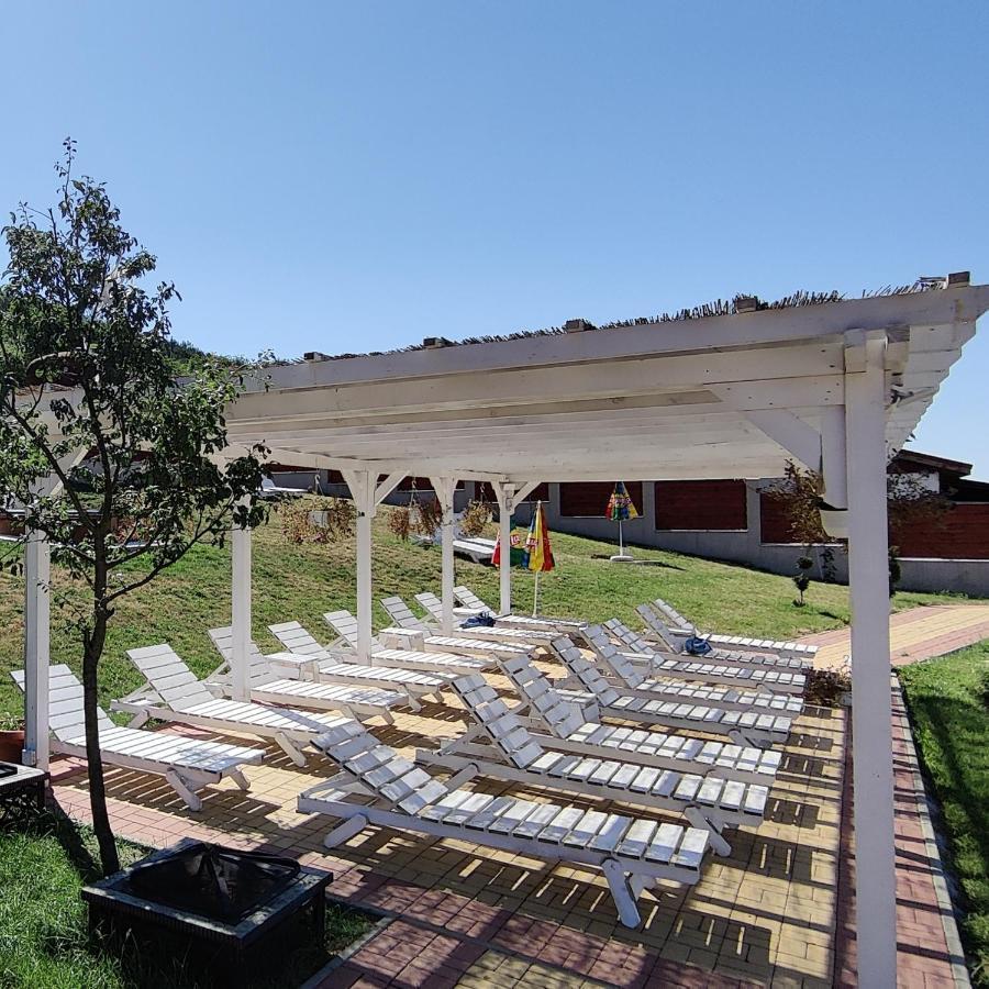 Hotel La Hacienda Chetani Exterior foto